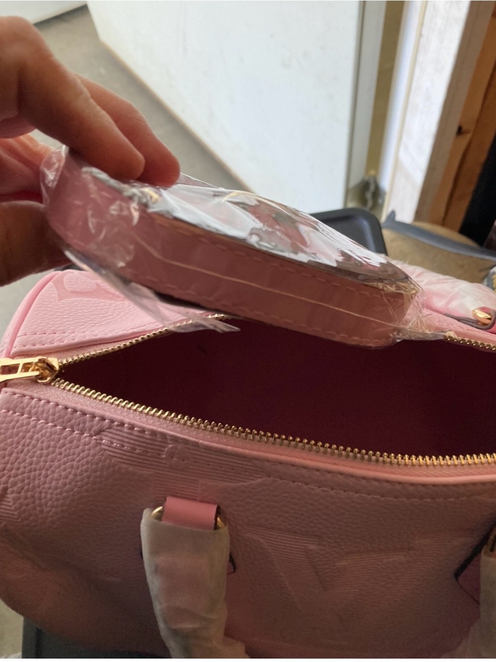Pink Women’s Speedy Type Purse - Picture 4 of 8